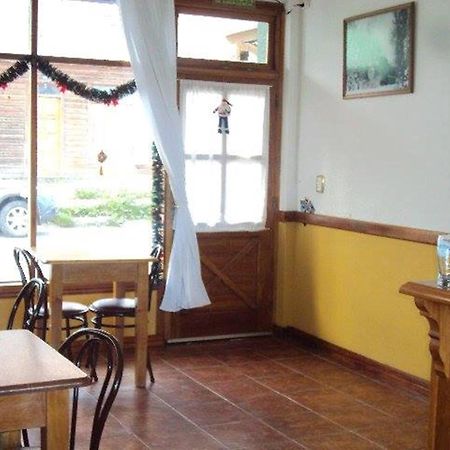 Posada Del Pinguino Ушуая Экстерьер фото