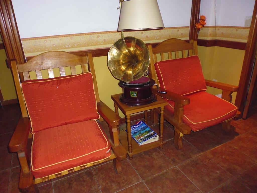 Posada Del Pinguino Ушуая Экстерьер фото